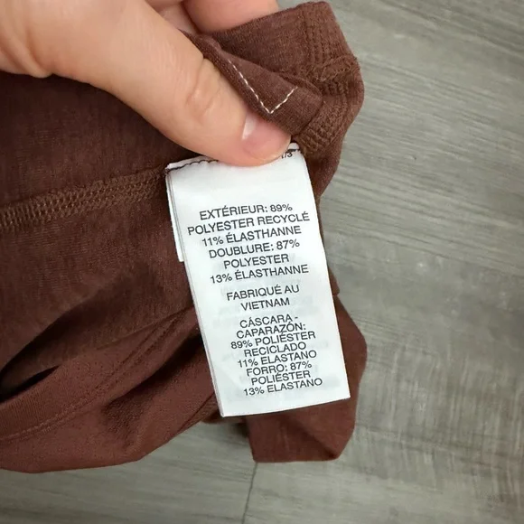 Vuori Womens Crop Tank in Terracotta Size S Strappy Activewear - Picture 2 of 4